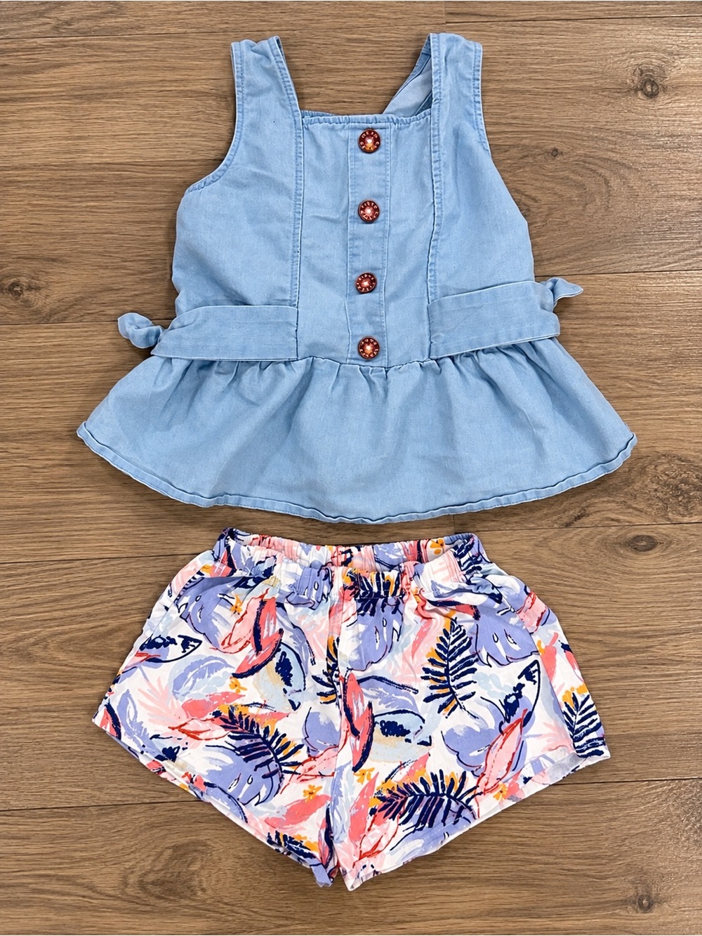 Vince Camuto Light Blue Chambray Tank with Floral Print Shorts